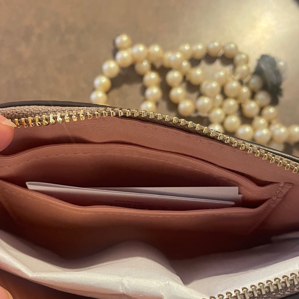 Coach Cream Floral Zip Wristlet with Pink Roses - Picture 4 of 4